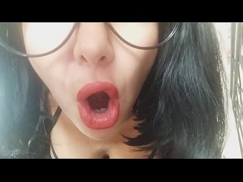 ❤️ پرين، تنهنجي سوتيلي ماءُ توکي اڄ اسڪول وڃڻ نه ڏيندي... مونکي تنهنجي تمام گهڻي ضرورت آهي... مقعد وڊيو